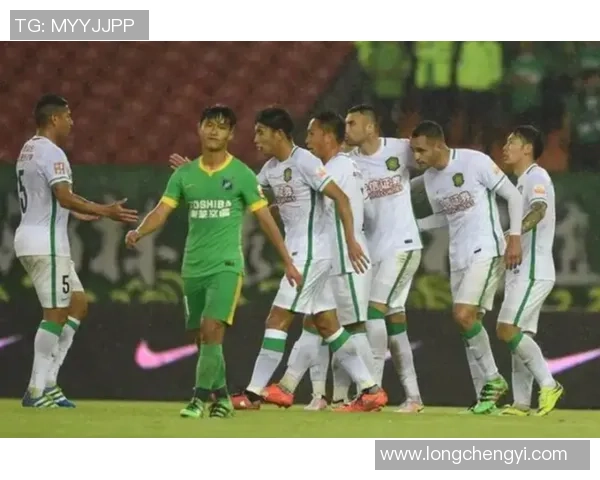 中超精彩对决本菲卡与莱比锡战成平局神扑瞬间引发全场热烈反响