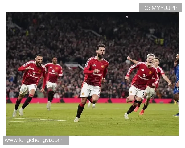 欧冠激战：利物浦与尤文图斯战成平局精彩瞬间引发全场热潮