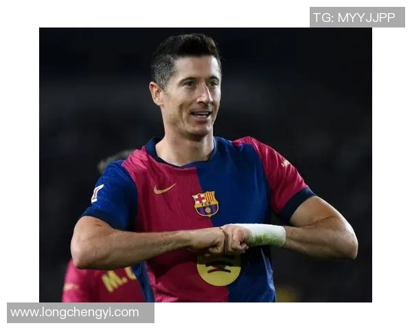 中超精彩对决巴萨逆转里昂帽子戏法点燃全场激情