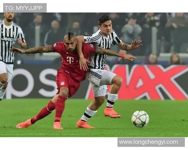 友谊赛精彩对决尤文图斯与拜仁战成平局全场热情高涨